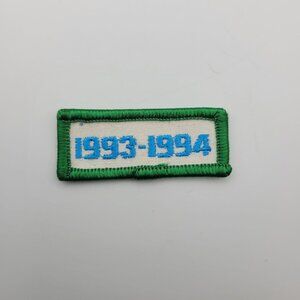 Girl Scout Badge Vintage Patch Brownie 1993 1994‎ Retro Troop Camp Cookies USA
